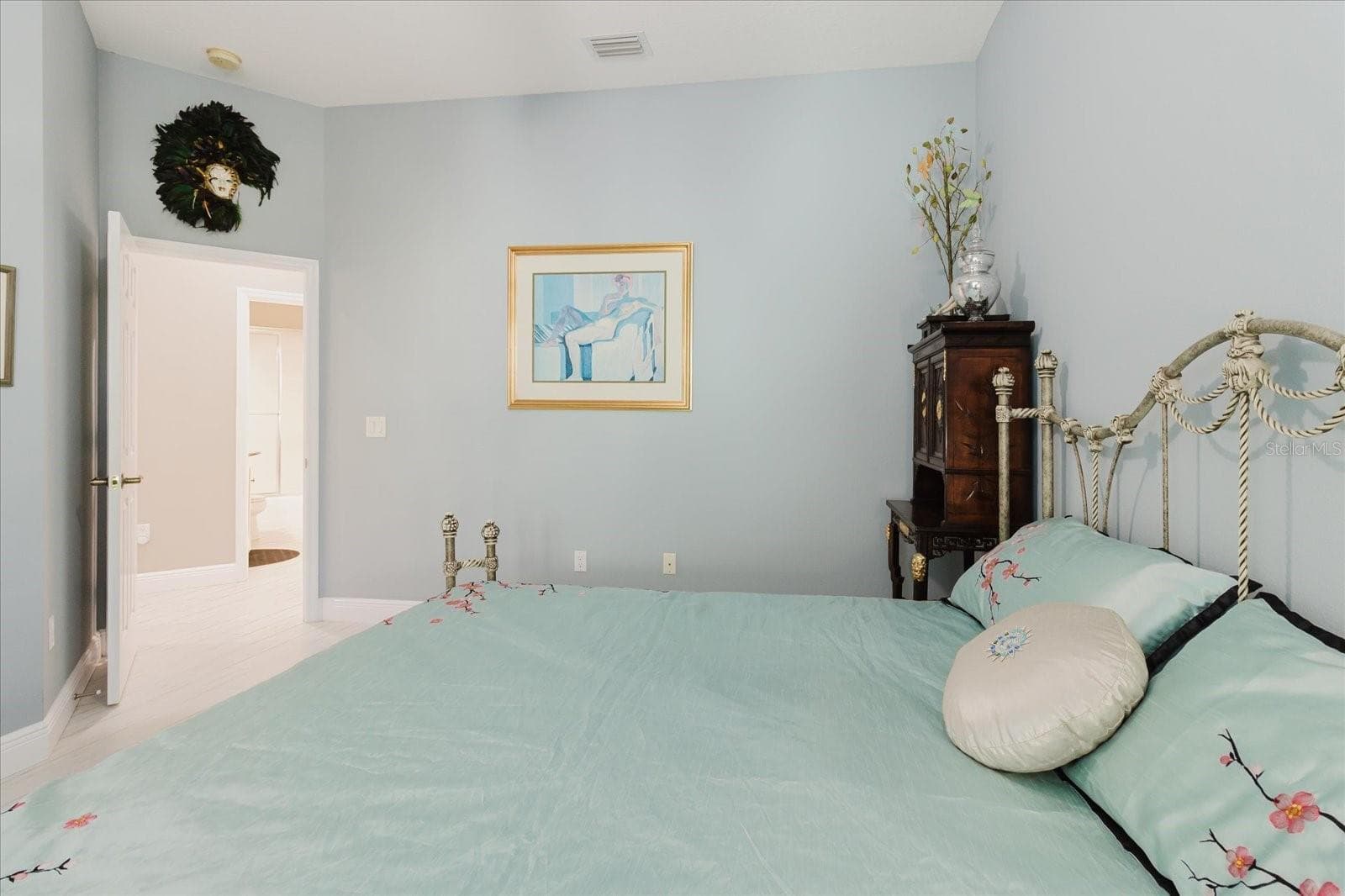 Single Family Residence at 13510 WESTSHIRE DR, TAMPA, photo 59 of 100