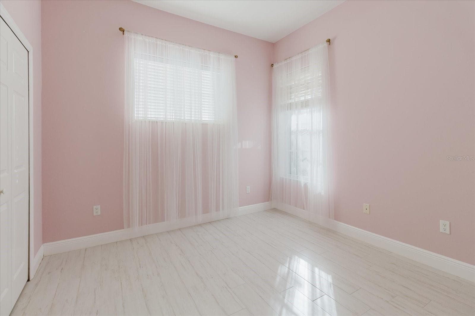 Single Family Residence at 13510 WESTSHIRE DR, TAMPA, photo 68 of 100