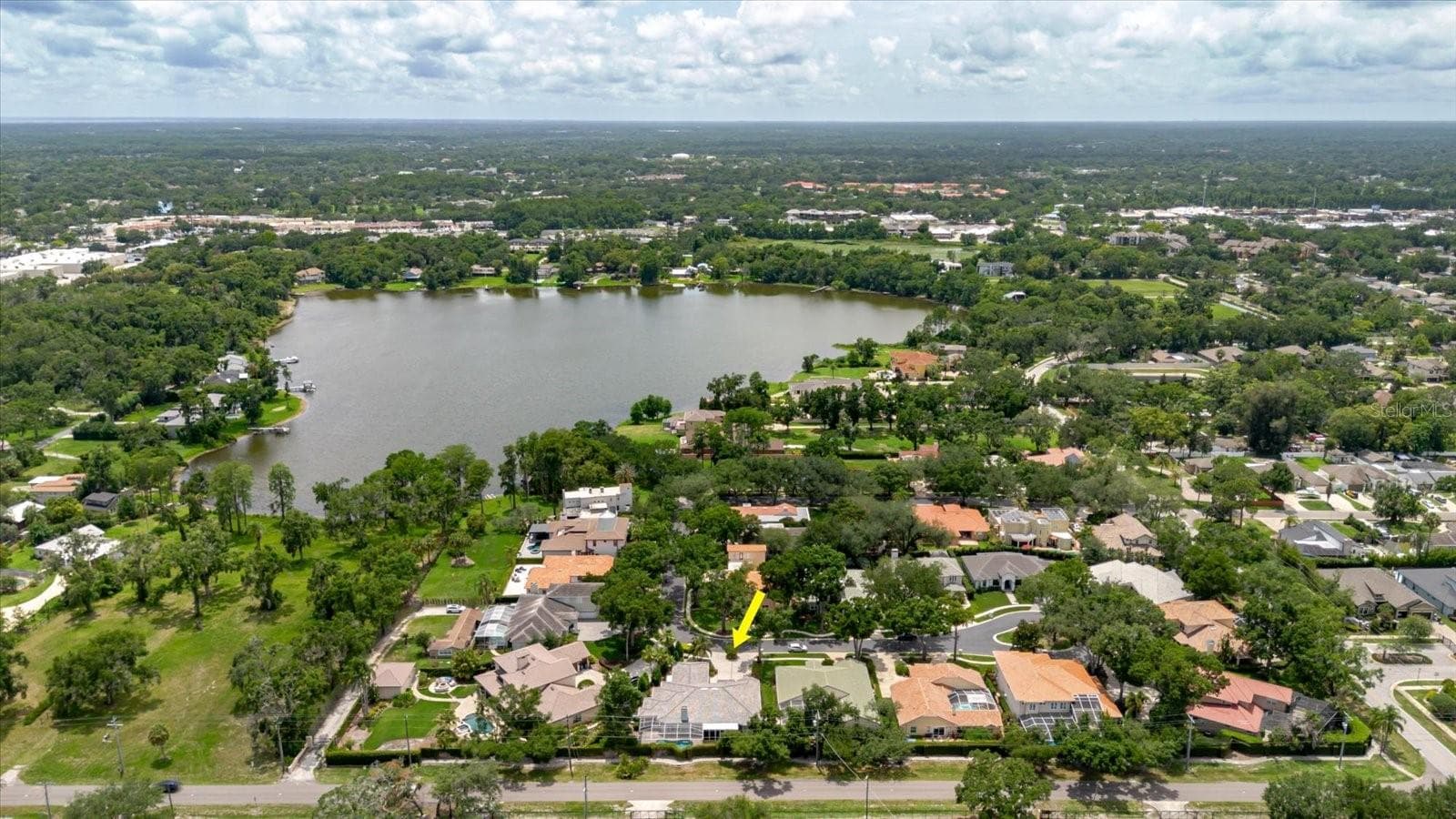 Single Family Residence at 13510 WESTSHIRE DR, TAMPA, photo 80 of 100
