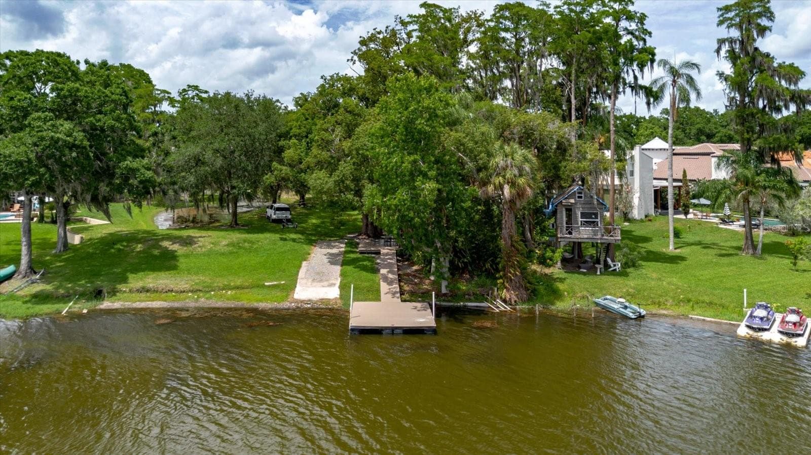 Single Family Residence at 13510 WESTSHIRE DR, TAMPA, photo 90 of 100