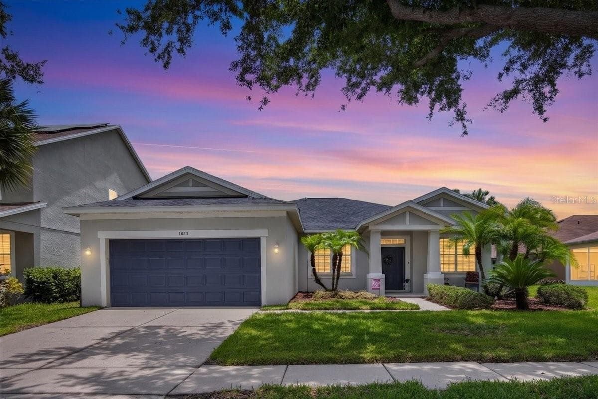 Single Family Residence at 11023 HOLLY CONE DR, RIVERVIEW, photo 2 of 62