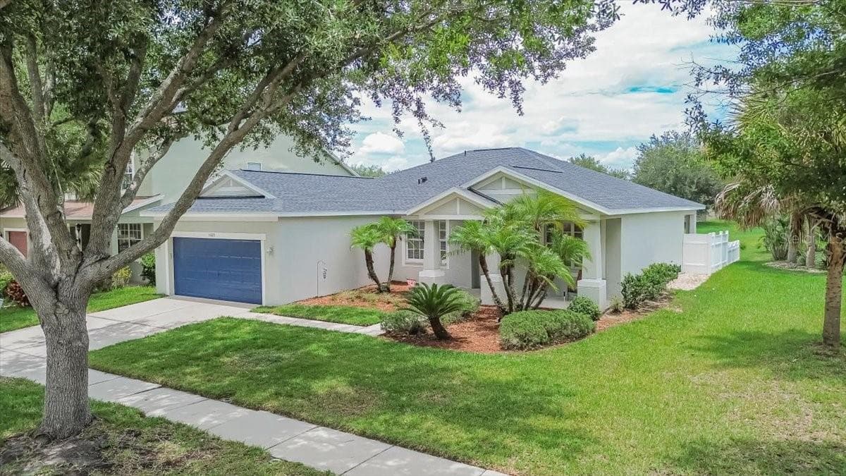 Single Family Residence at 11023 HOLLY CONE DR, RIVERVIEW, photo 4 of 62