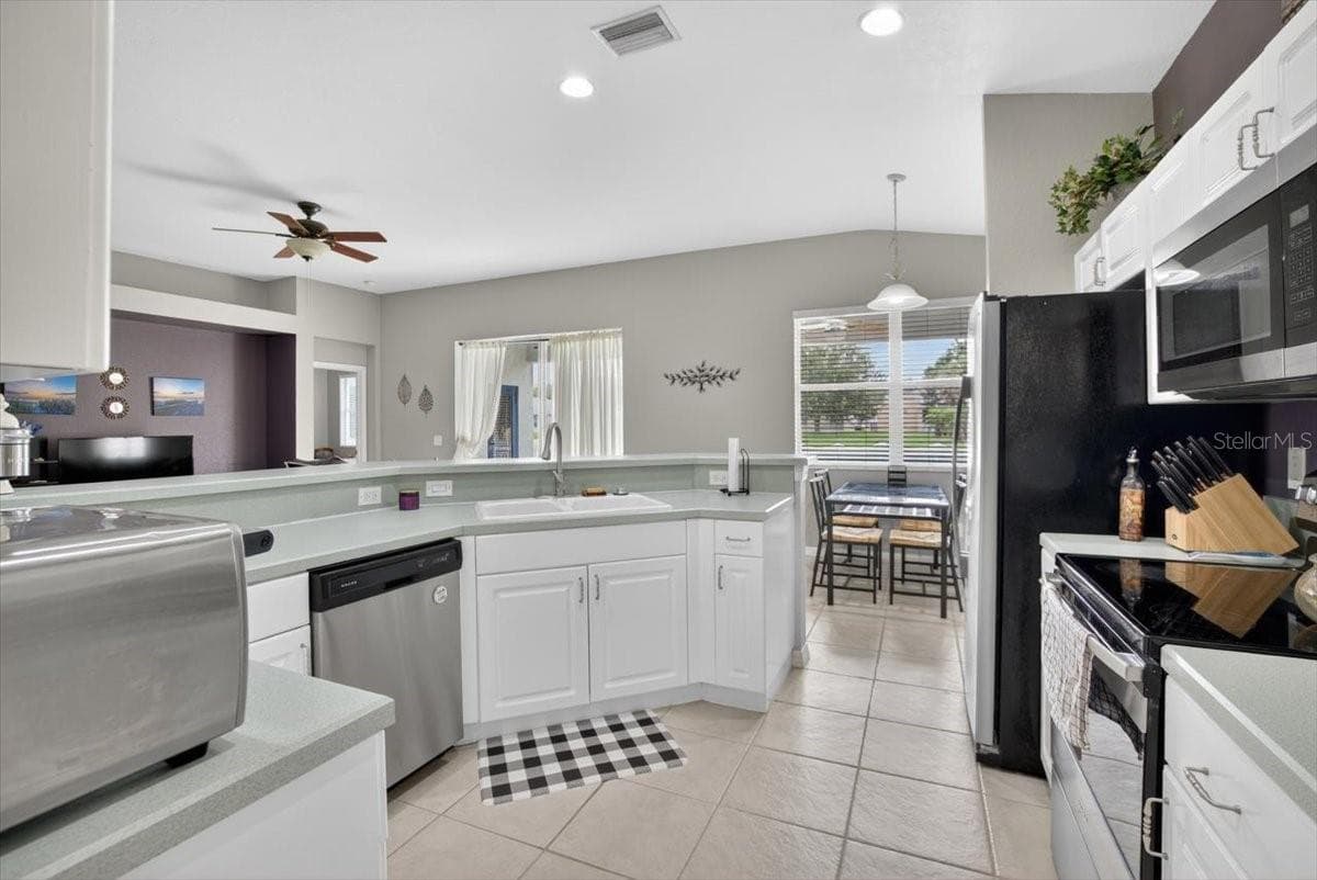 Single Family Residence at 11023 HOLLY CONE DR, RIVERVIEW, photo 15 of 62