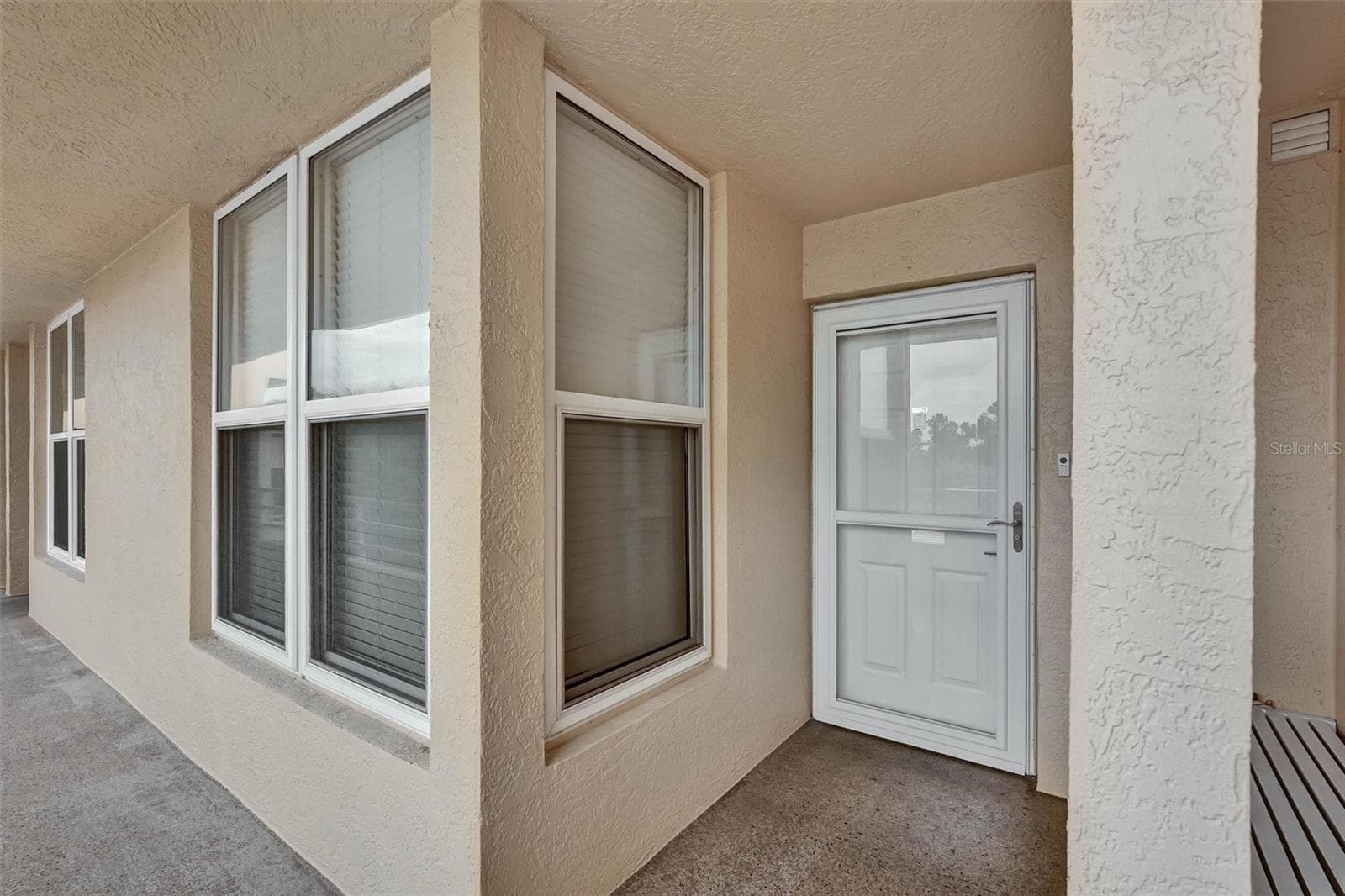 Entry way - 4570 PINEBROOK CIRCLE CIR #404, BRADENTON