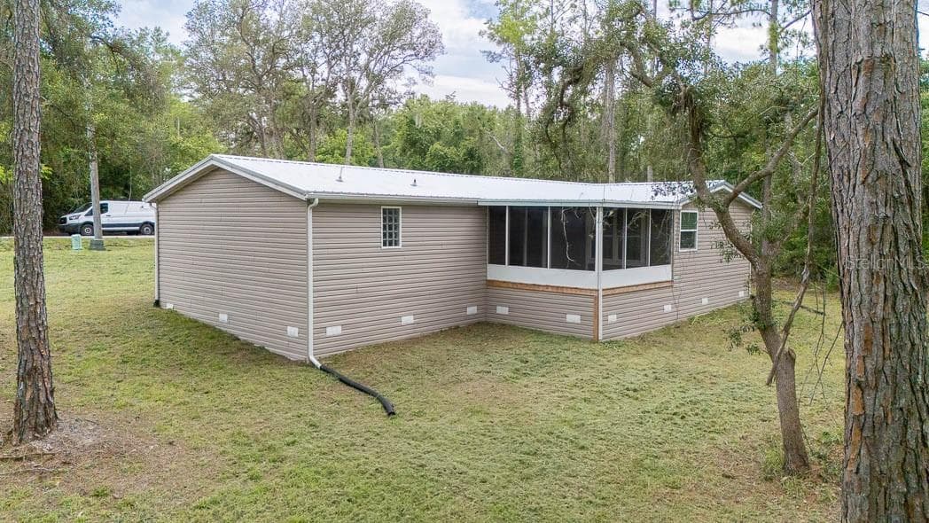 Manufactured Home at 44645 TWILIGHT TRL, DELAND, photo 7 of 38
