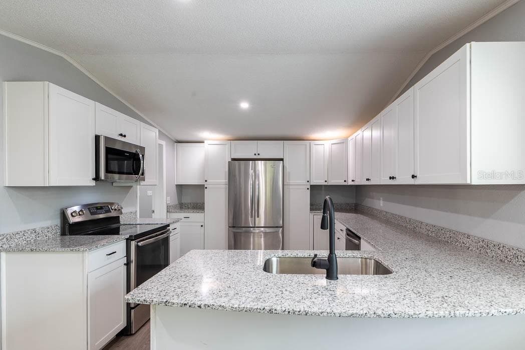 Manufactured Home at 44645 TWILIGHT TRL, DELAND, photo 23 of 38