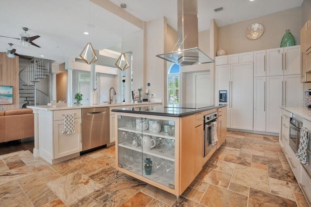 Single Family Residence at 2503 BUTLER BAY DR N, WINDERMERE, photo 16 of 98