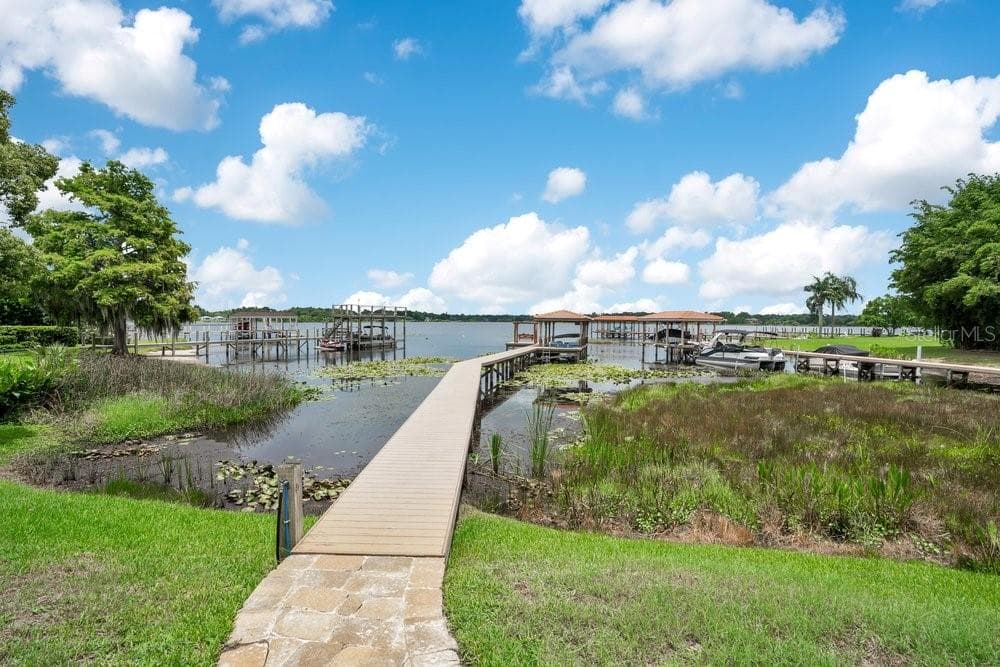 Single Family Residence at 2503 BUTLER BAY DR N, WINDERMERE, photo 60 of 98