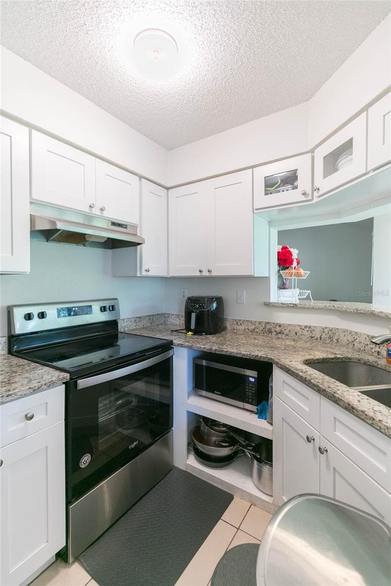 Condominium at 8636 MALLARD RESERVE DR #201, TAMPA, photo 19 of 50