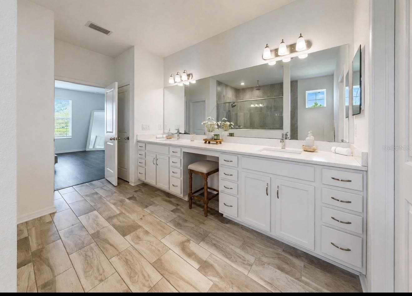 Single Family Residence at 5206 GAVELLA CV, PALMETTO, photo 26 of 44