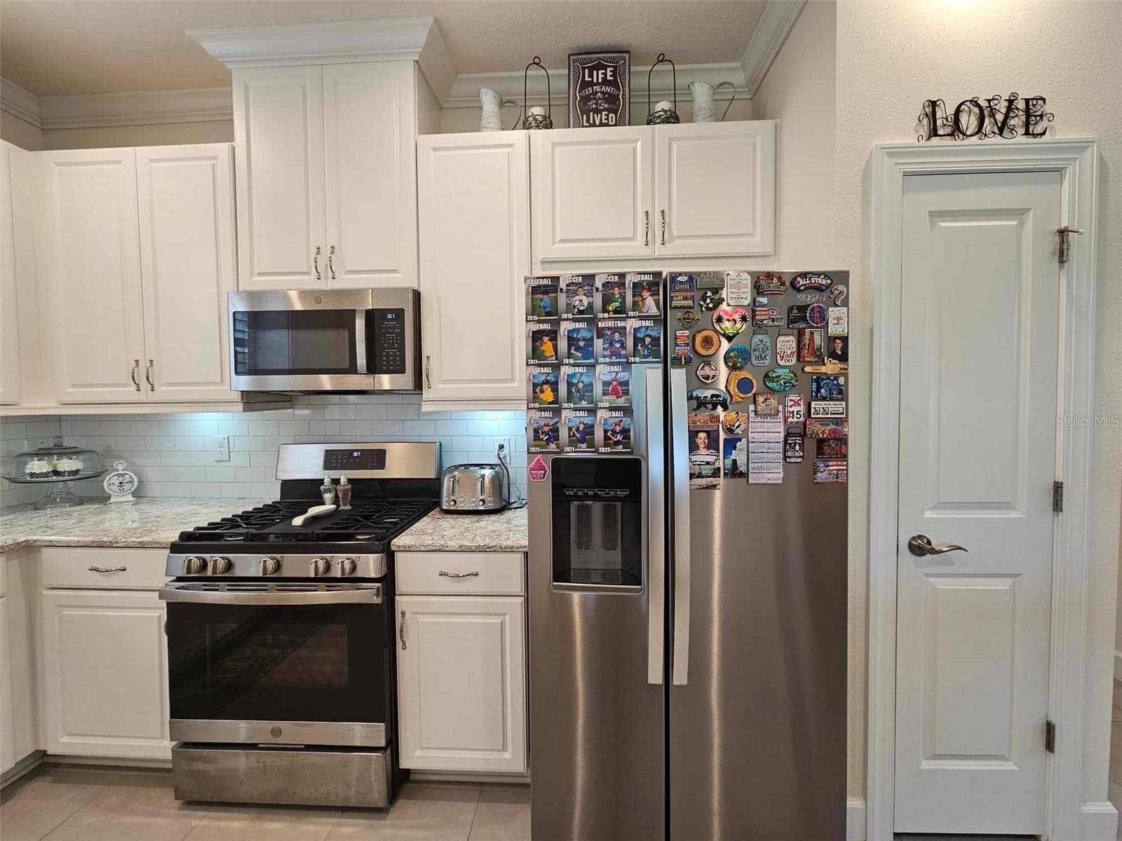 Single Family Residence at 3270 FRANCOA DR, ODESSA, photo 6 of 51