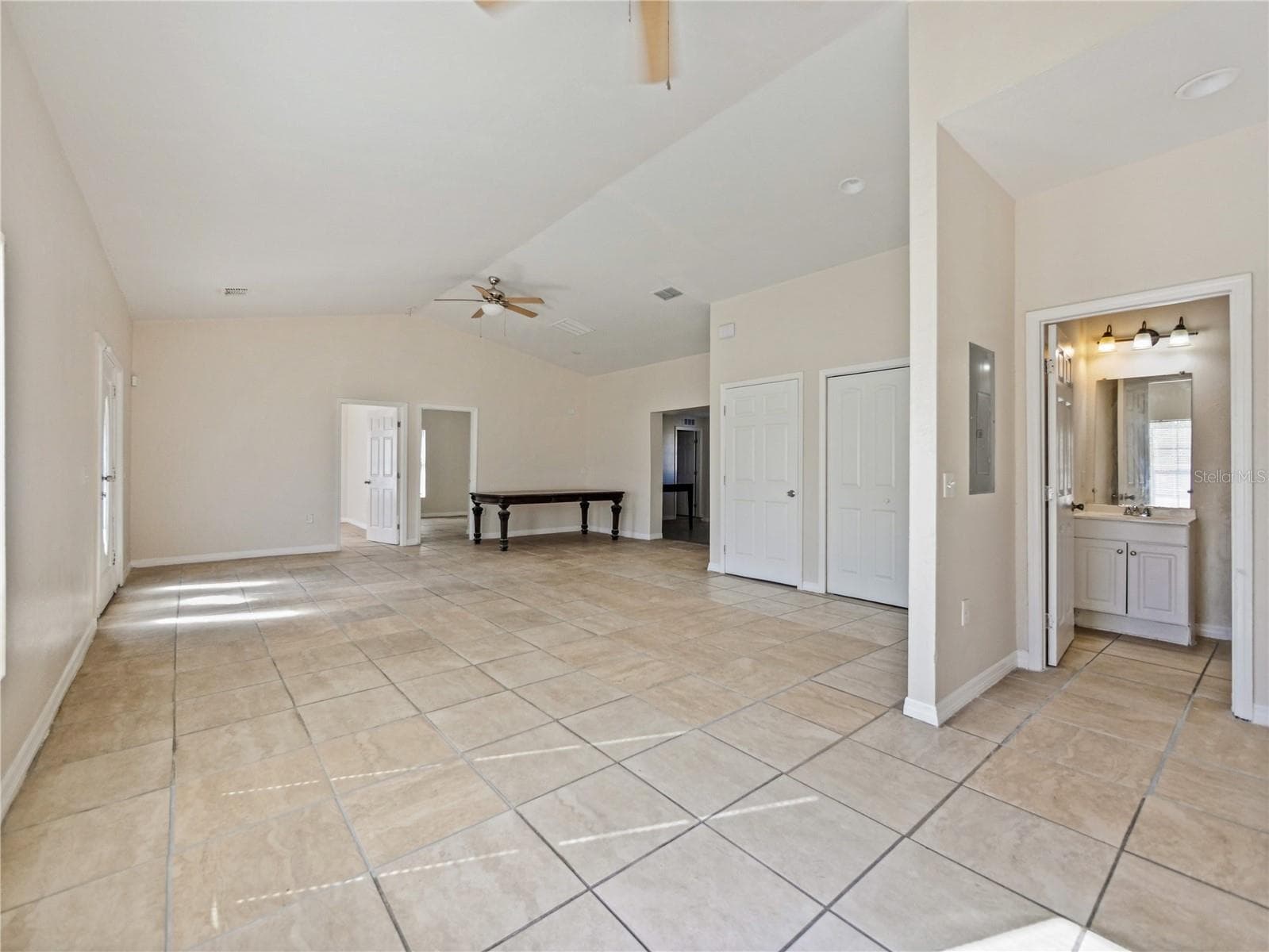Single Family Residence at 4901 BALBOA DR, ORLANDO, photo 5 of 24