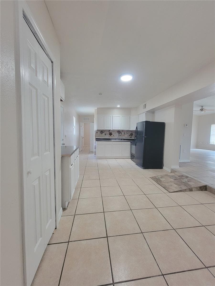 Single Family Residence at 4901 BALBOA DR, ORLANDO, photo 9 of 24