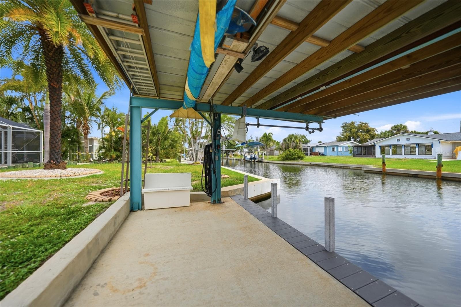 Single Family Residence at 1433 LEMON BAY DR, ENGLEWOOD, photo 49 of 57