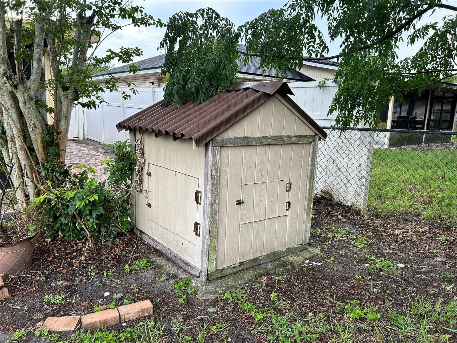 Single Family Residence at 1448 E NORMANDY, DELTONA, photo 36 of 41