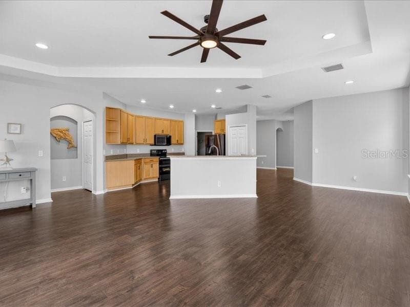 Villa at 5513 GOLDEN ISLES DR, APOLLO BEACH, photo 6 of 75
