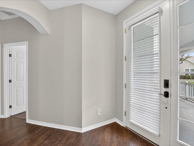Villa at 5513 GOLDEN ISLES DR, APOLLO BEACH, photo 8 of 75