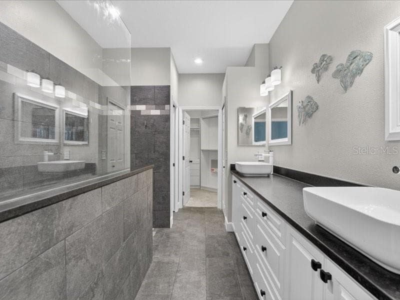 Villa at 5513 GOLDEN ISLES DR, APOLLO BEACH, photo 15 of 75