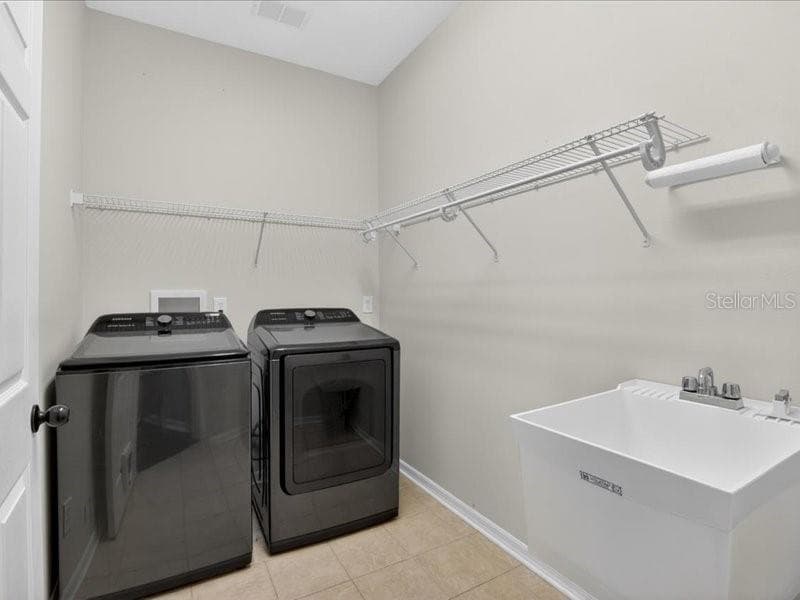 Villa at 5513 GOLDEN ISLES DR, APOLLO BEACH, photo 20 of 75