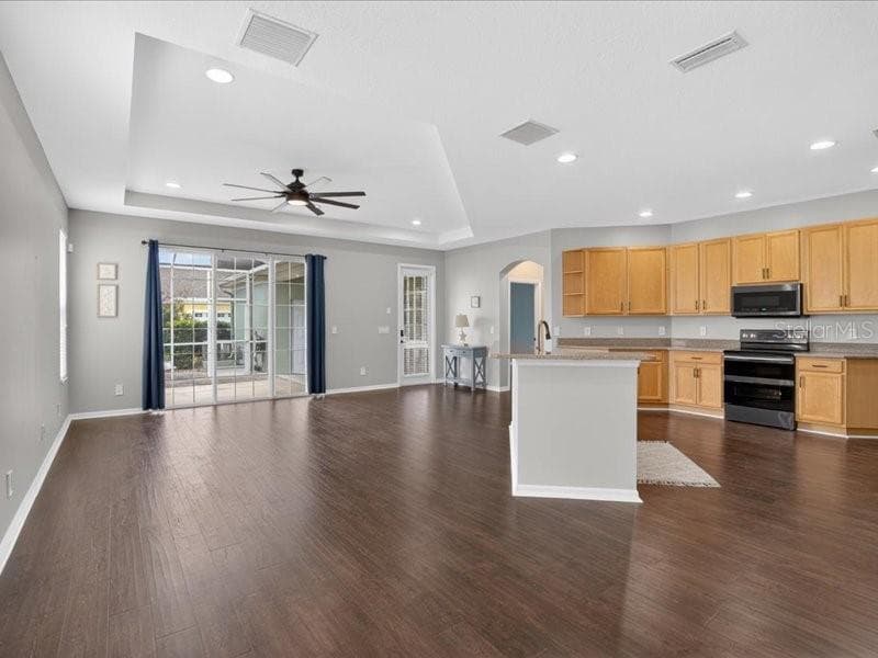 Villa at 5513 GOLDEN ISLES DR, APOLLO BEACH, photo 21 of 75