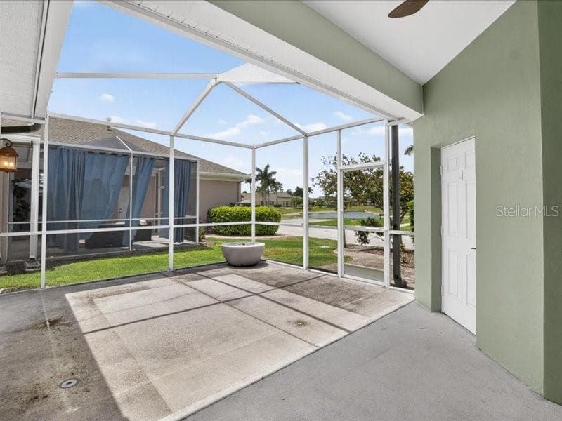 Villa at 5513 GOLDEN ISLES DR, APOLLO BEACH, photo 46 of 75
