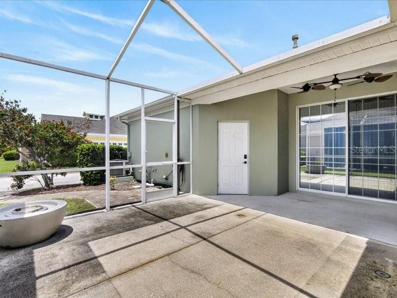 Villa at 5513 GOLDEN ISLES DR, APOLLO BEACH, photo 47 of 75