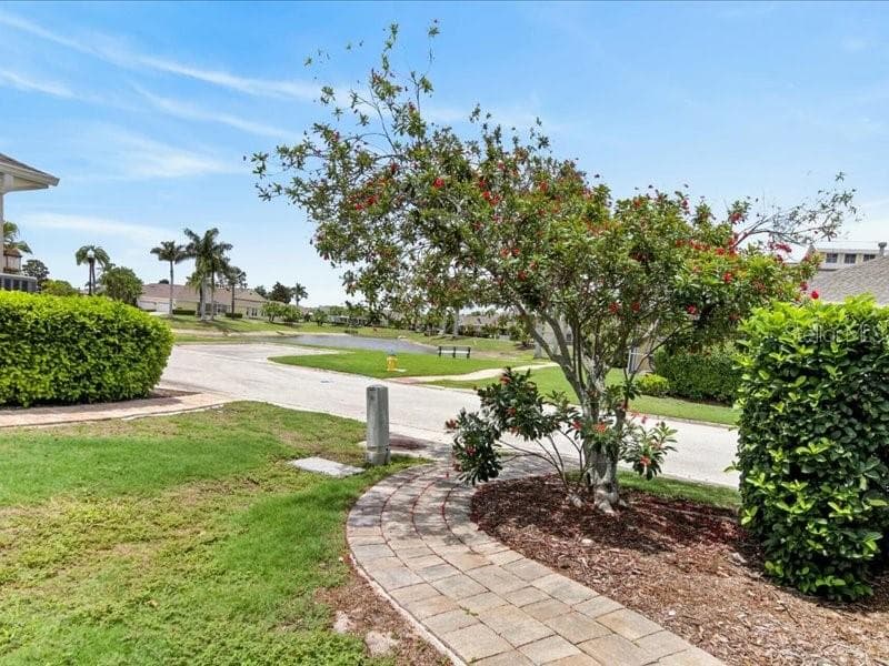 Villa at 5513 GOLDEN ISLES DR, APOLLO BEACH, photo 54 of 75