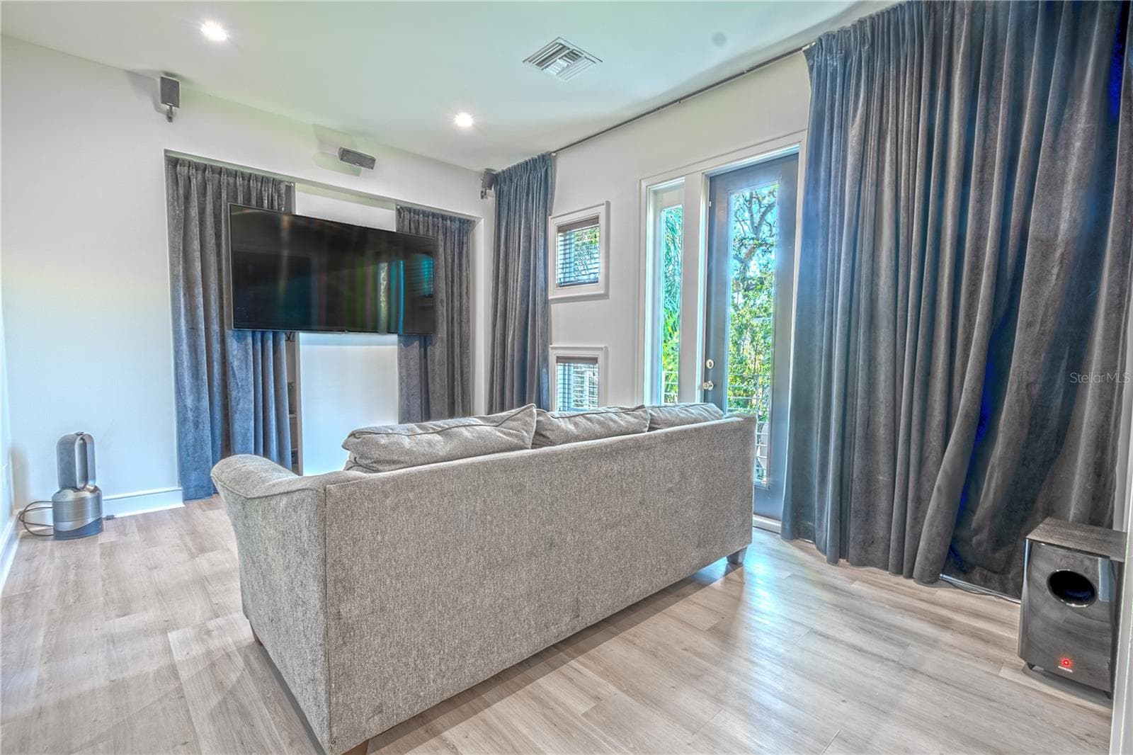 optional theater or spare room. - 2711 W TRILBY AVE, TAMPA