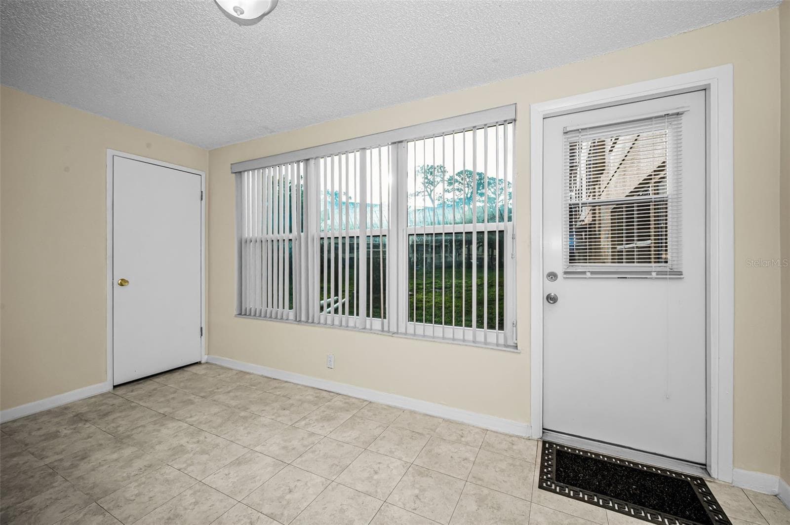Condominium at 5750 80TH ST N #D101, ST PETERSBURG, photo 14 of 27