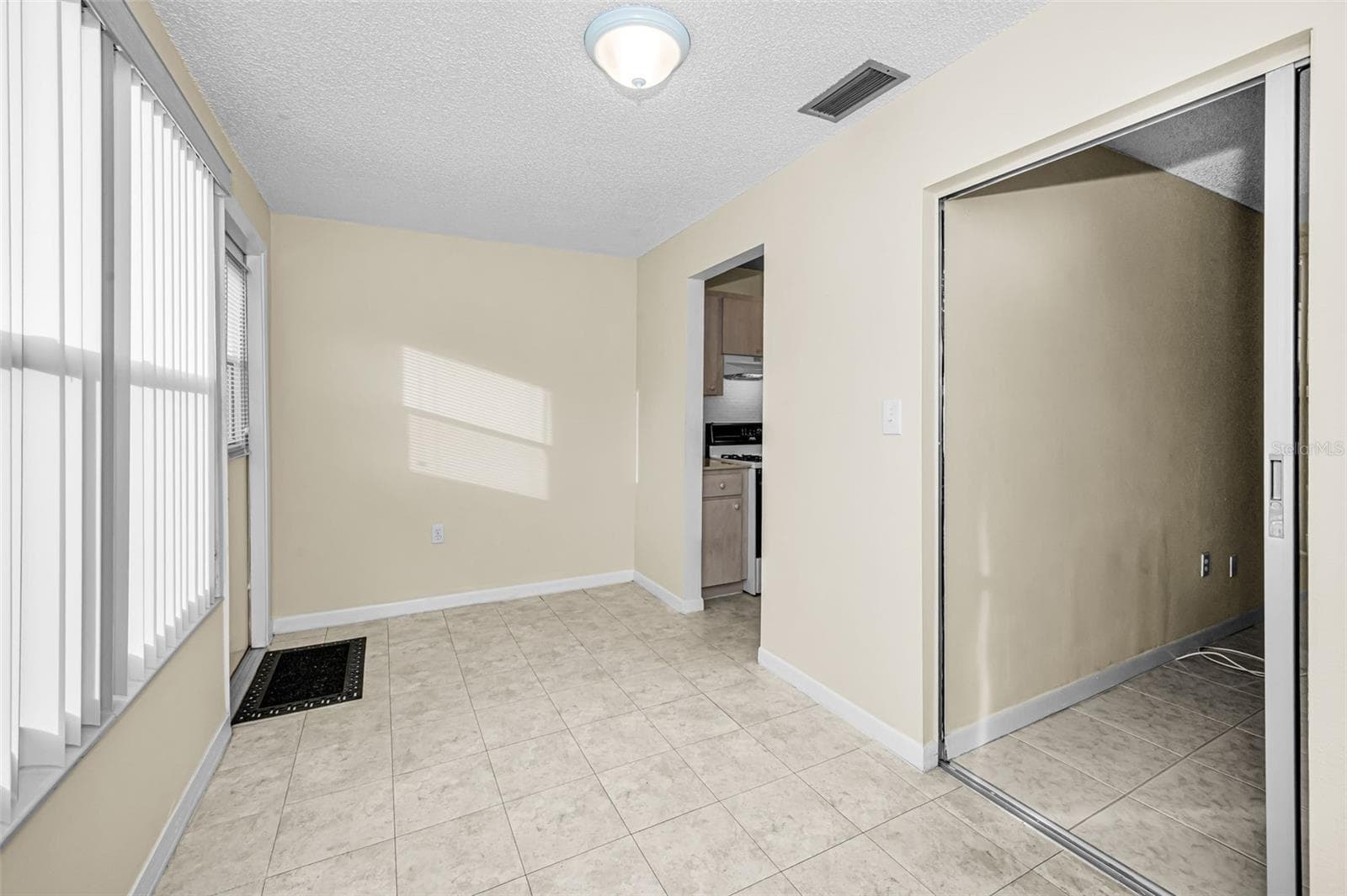 Condominium at 5750 80TH ST N #D101, ST PETERSBURG, photo 15 of 27