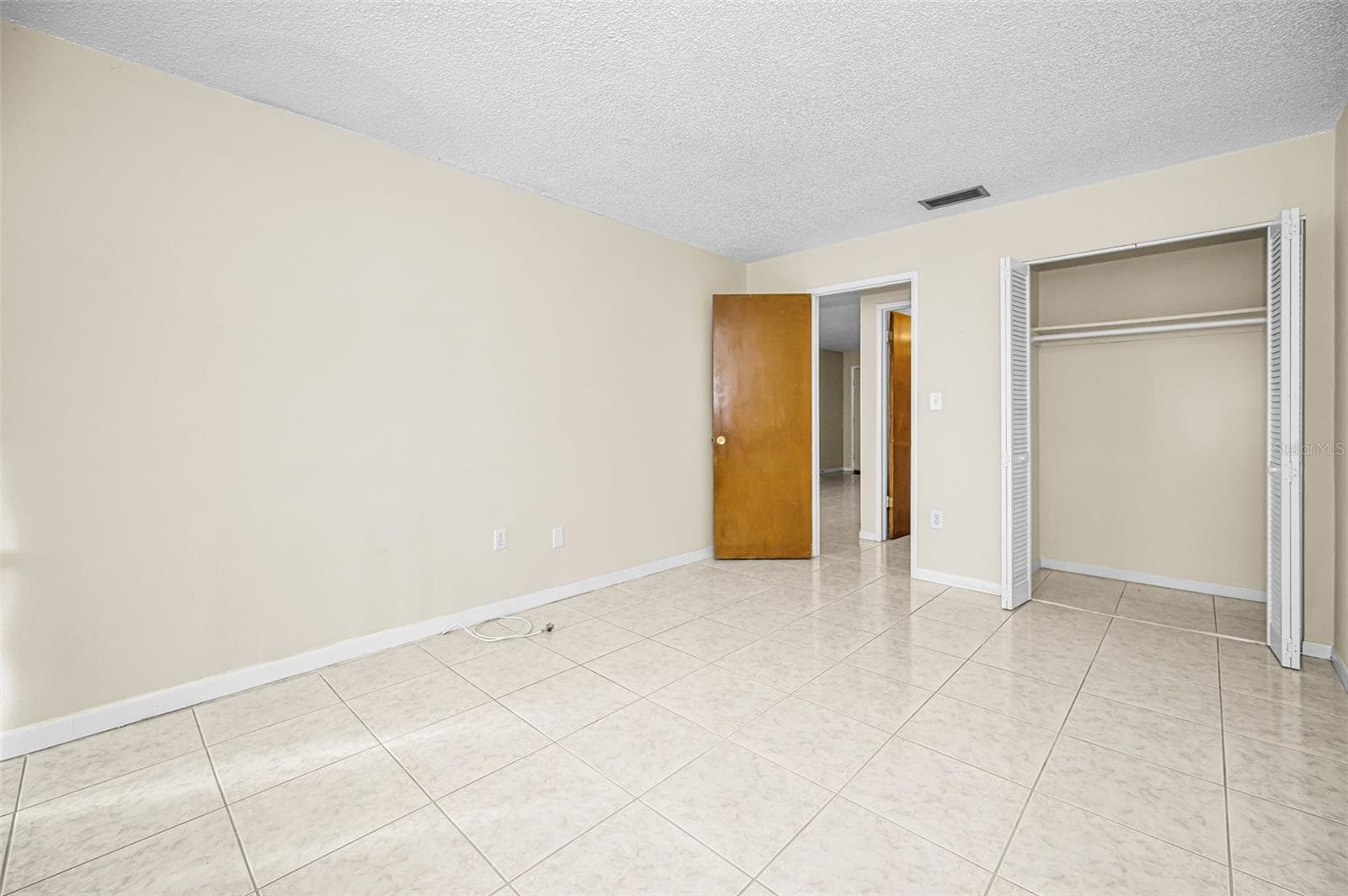 Condominium at 5750 80TH ST N #D101, ST PETERSBURG, photo 19 of 27