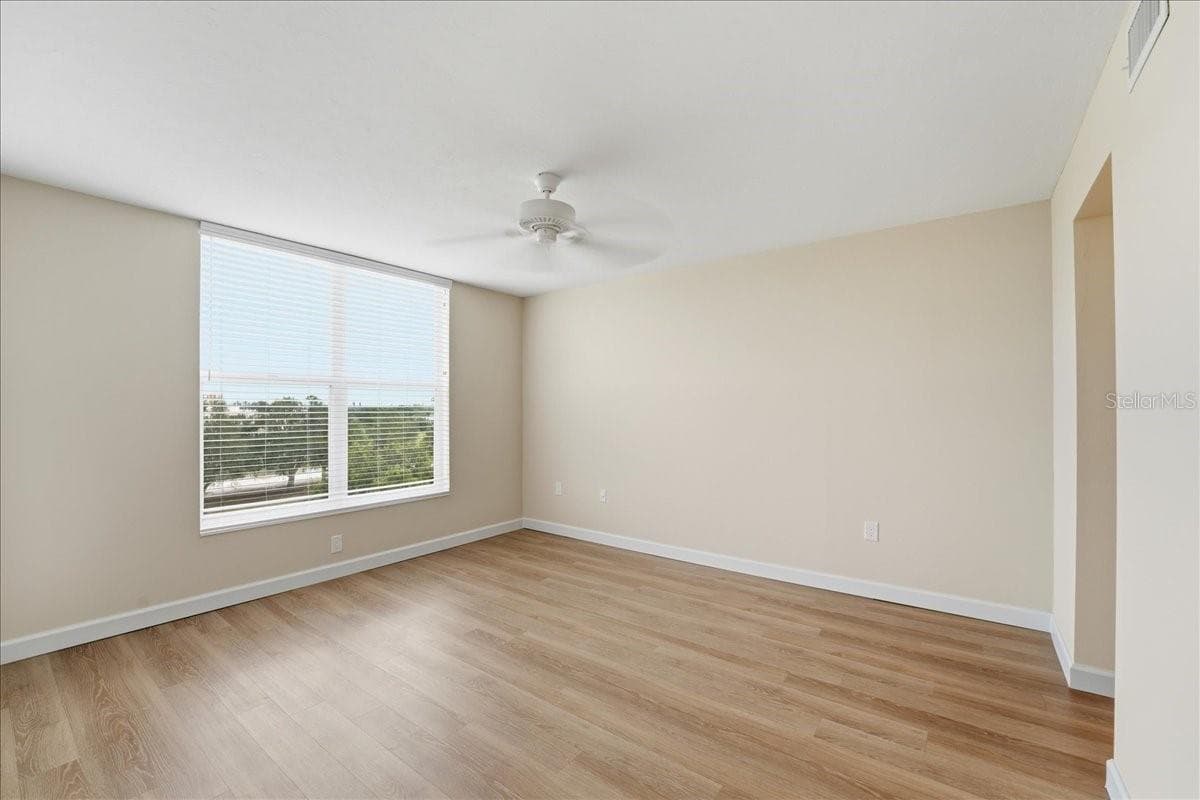 Primary bedroom - 4550 PINEBROOK CIR #506, BRADENTON