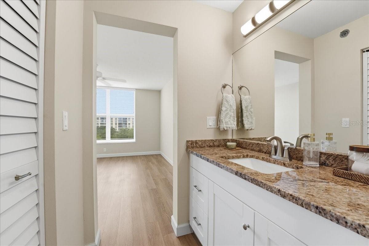 Large walk-in closet in the bathroom - 4550 PINEBROOK CIR #506, BRADENTON