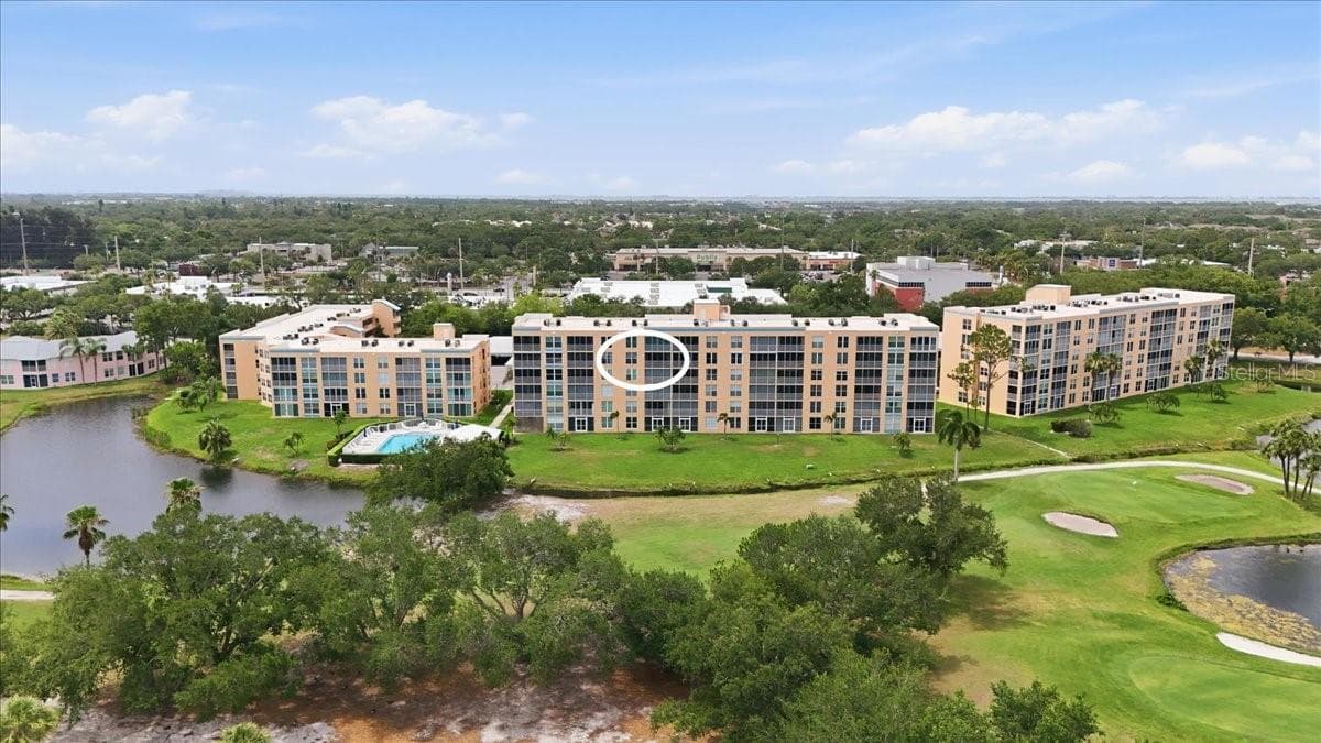 Condominium at 4550 PINEBROOK CIR #506, BRADENTON, photo 34 of 57