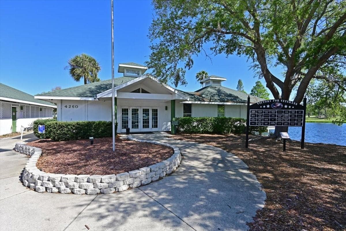 Golf Club - 4550 PINEBROOK CIR #506, BRADENTON