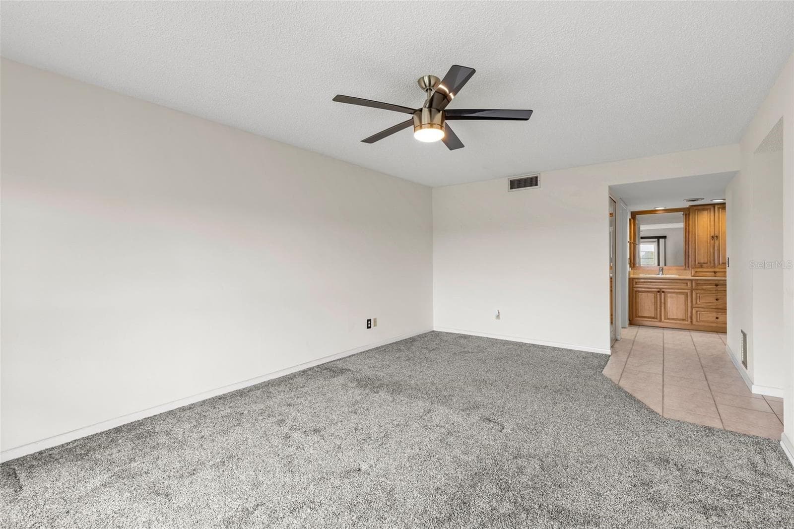 Condominium at 3021 COUNTRYSIDE BLVD #44A, CLEARWATER, photo 15 of 37