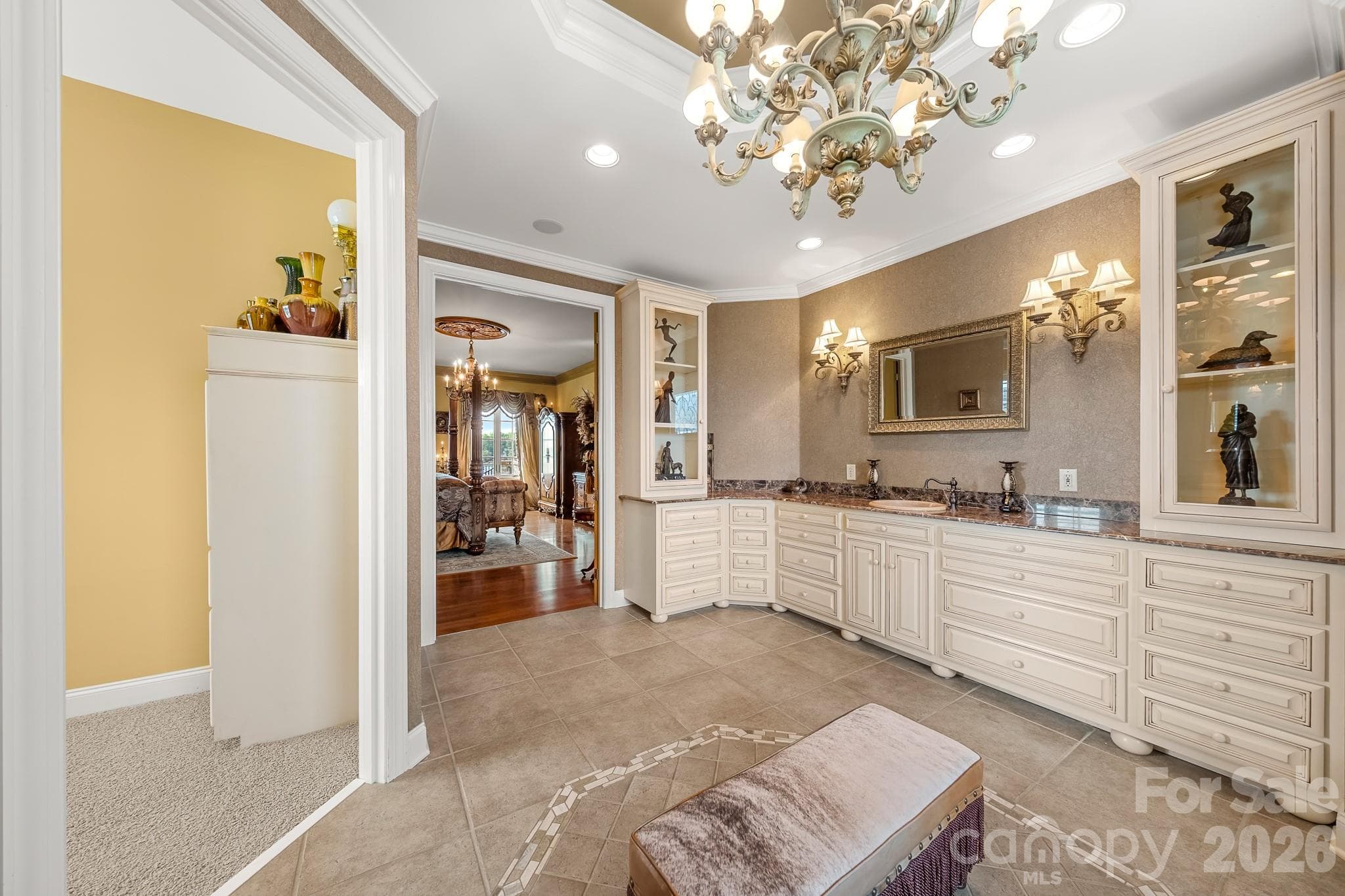 Single Family Residence at 331 Ivy Arbor Circle, Rock Hill, photo 18 of 48