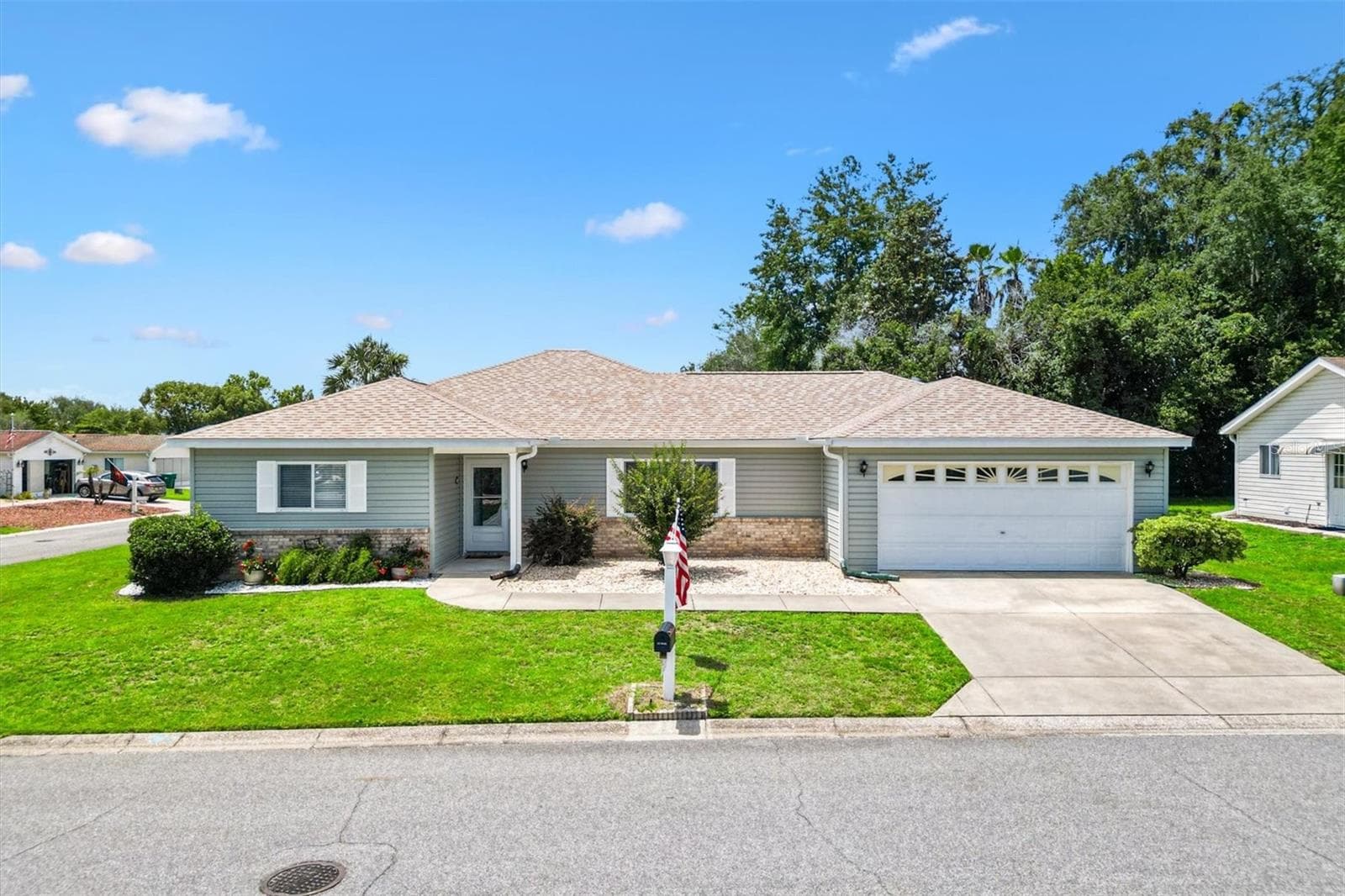 Front elevation - 9498 SE 174TH LOOP, SUMMERFIELD