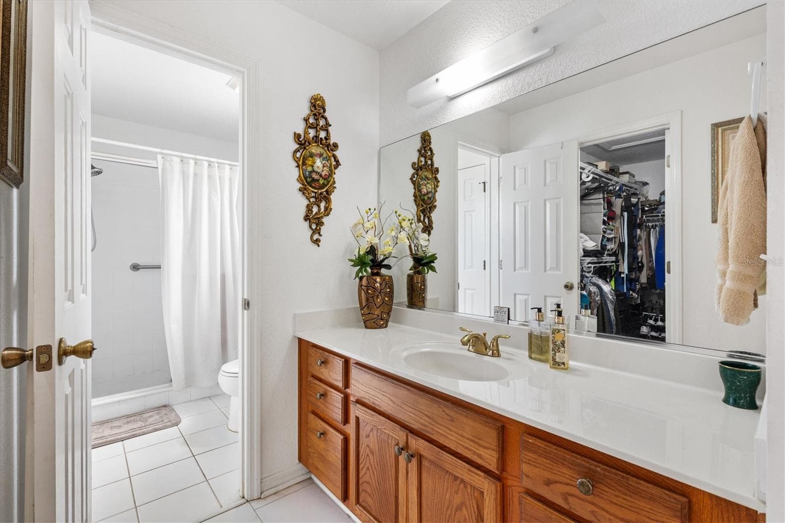 Primary bathroom - 9498 SE 174TH LOOP, SUMMERFIELD
