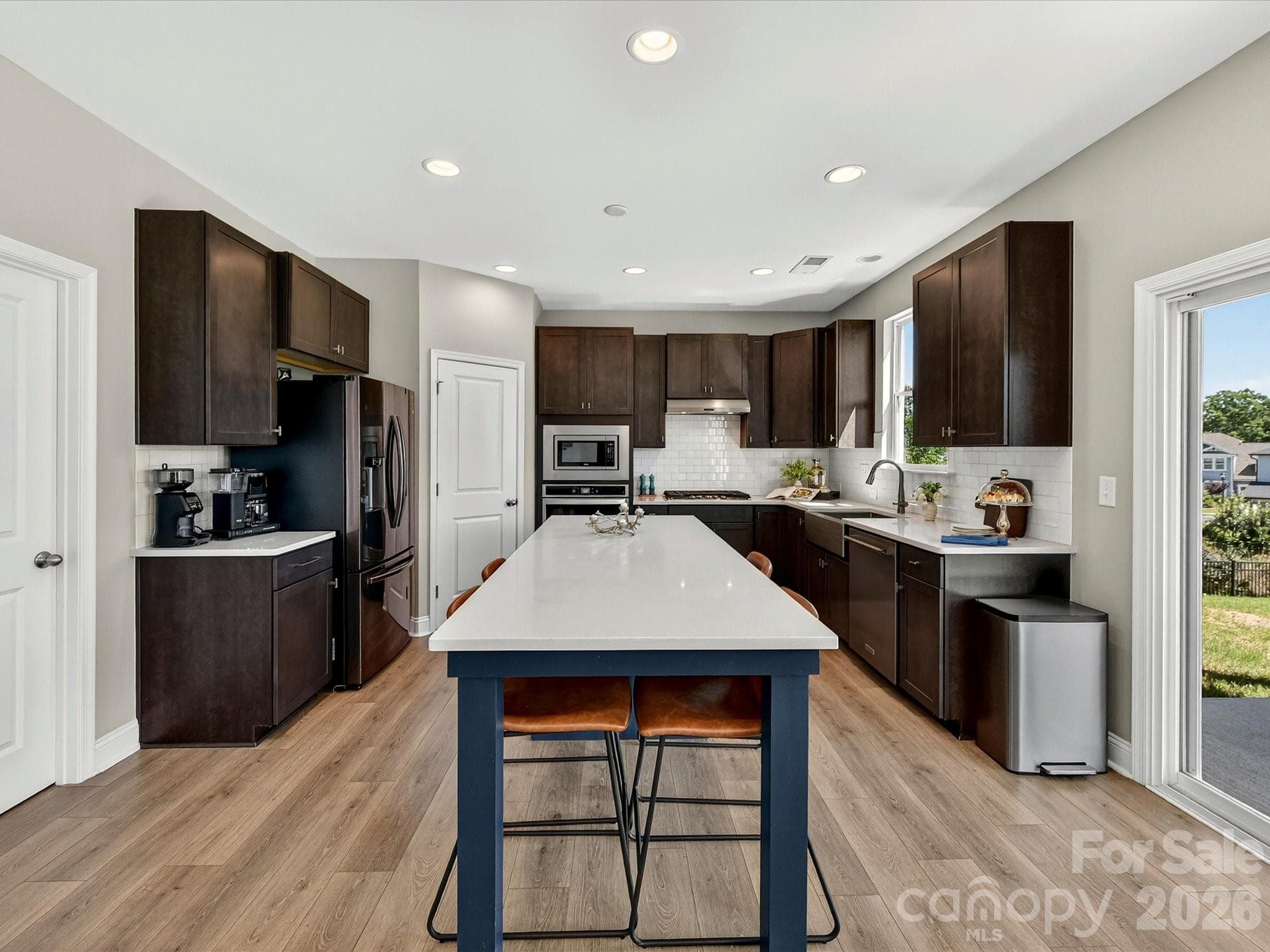 Built-in Wall Oven/Microwave, and Wide Plank Durable Flooring - 6203 Six String Court, Fort Mill