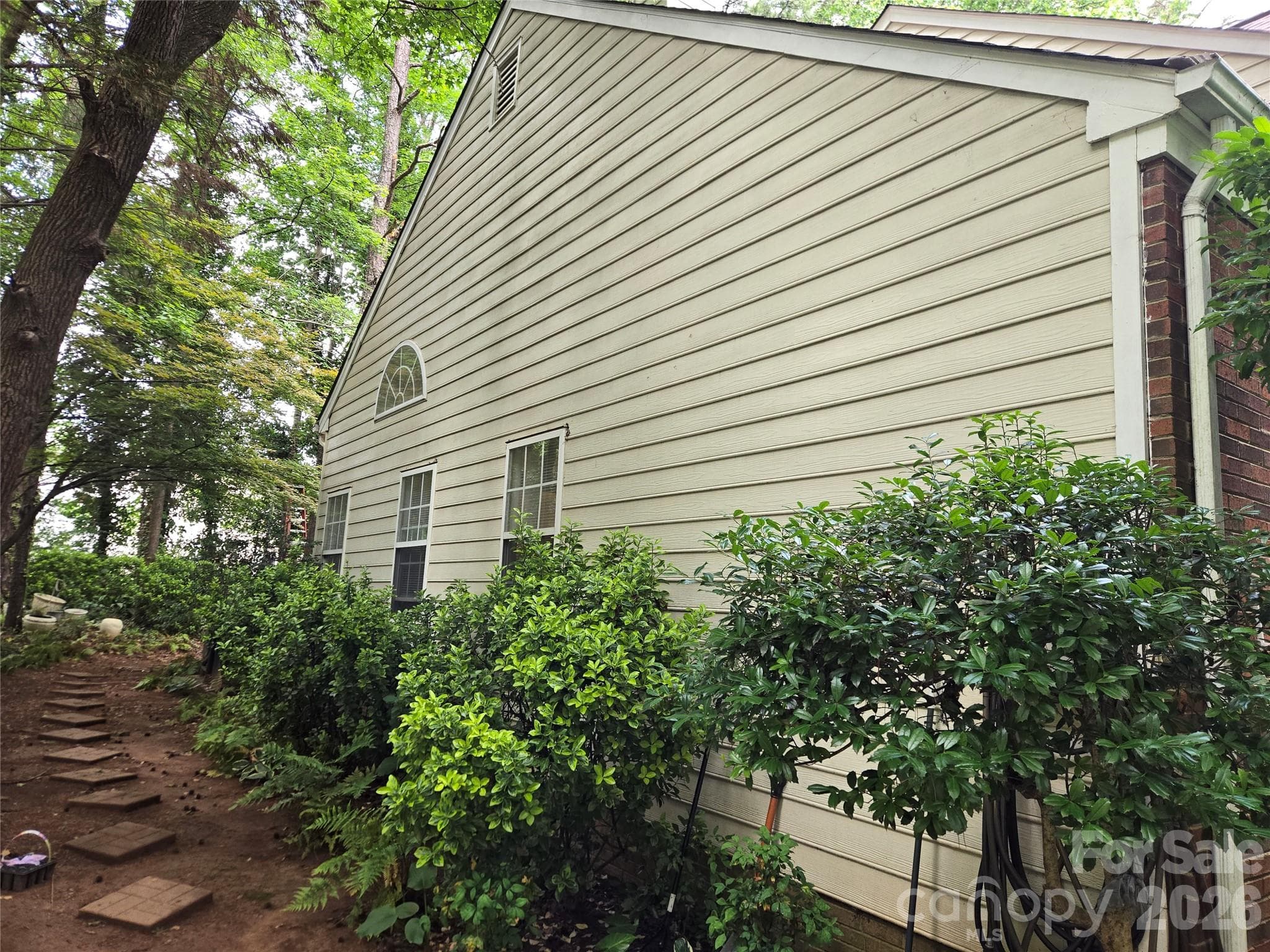 Single Family Residence at 6313 Lily Pad Court, Charlotte, photo 13 of 15