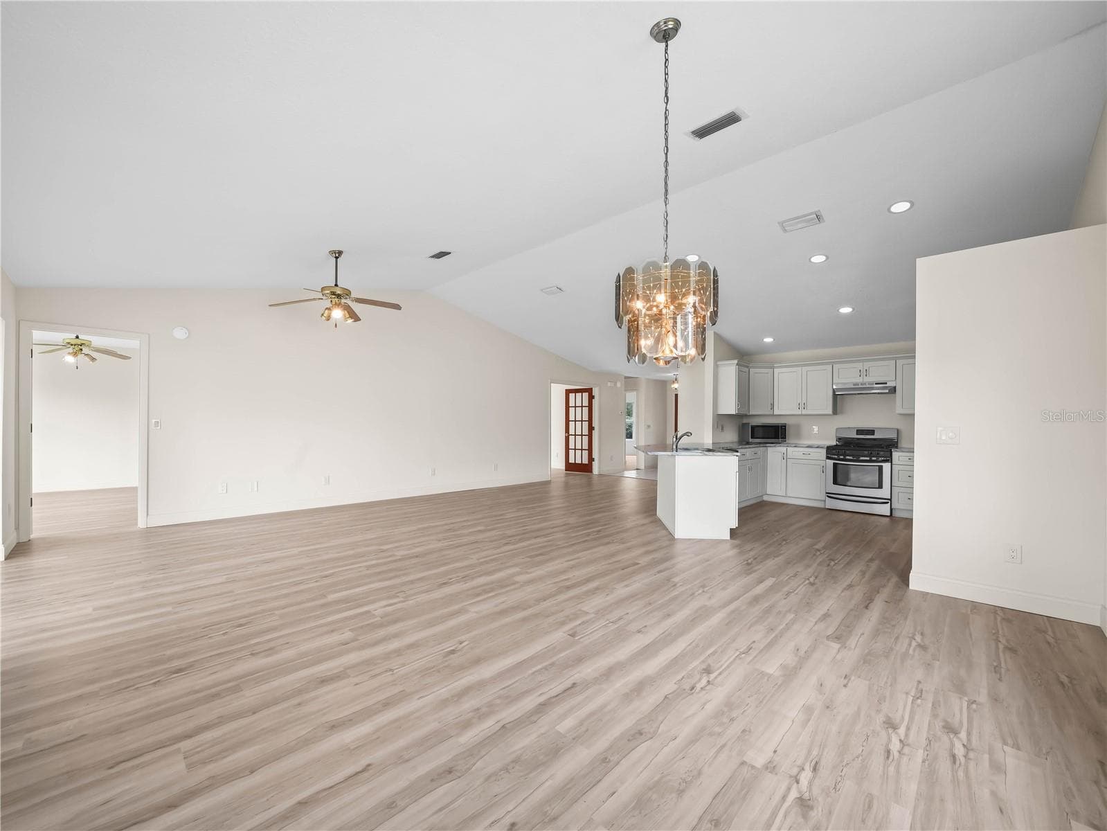 Single Family Residence at 6341 SILVER LAKES DR W, LAKELAND, photo 7 of 26