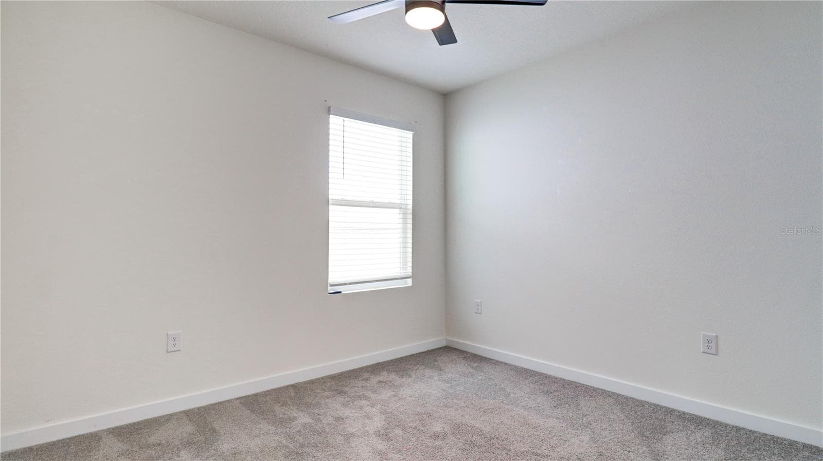 Single Family Residence at 31899 OYSTER TRELLIS LN, WESLEY CHAPEL, photo 15 of 27