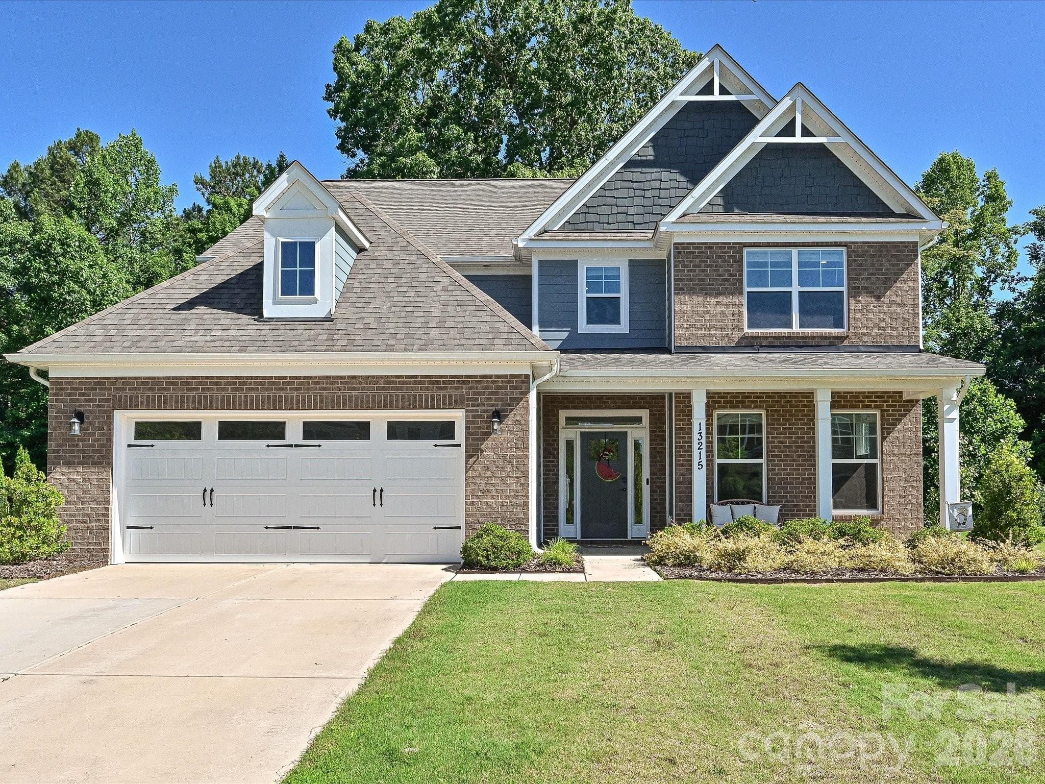 Single Family Residence at 13215 Fiore Place, Huntersville, photo 5 of 48