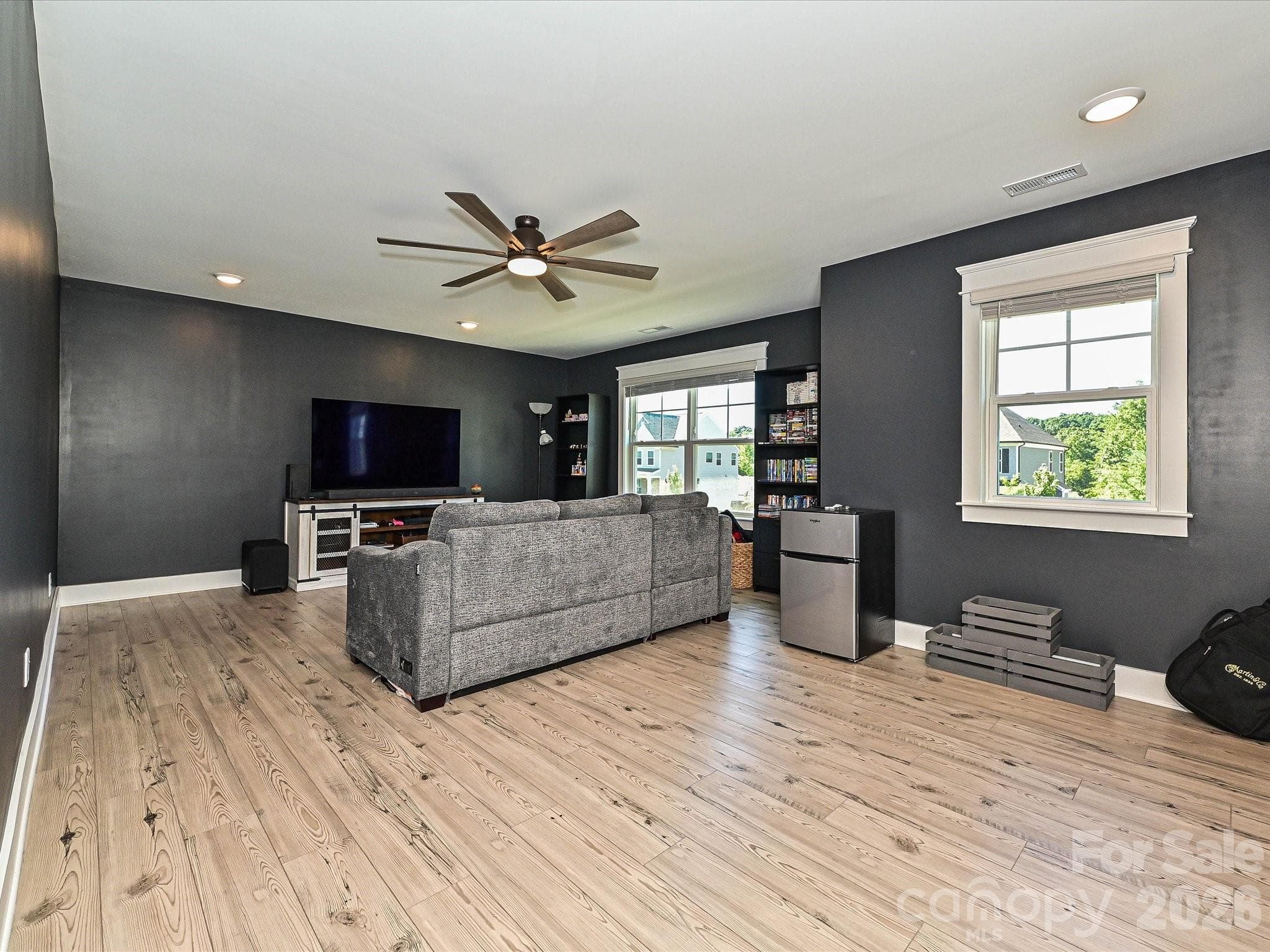 Single Family Residence at 13215 Fiore Place, Huntersville, photo 36 of 48