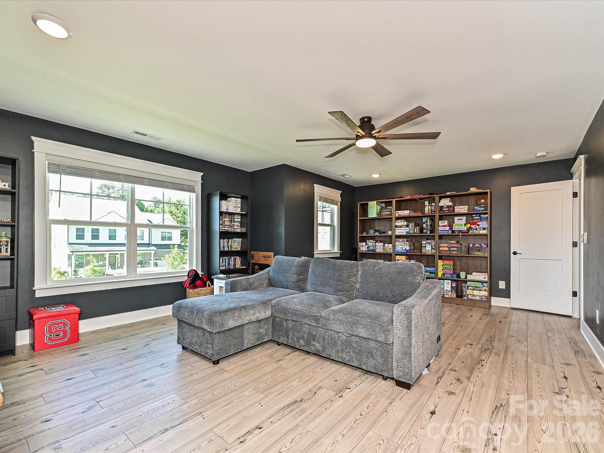 Single Family Residence at 13215 Fiore Place, Huntersville, photo 37 of 48