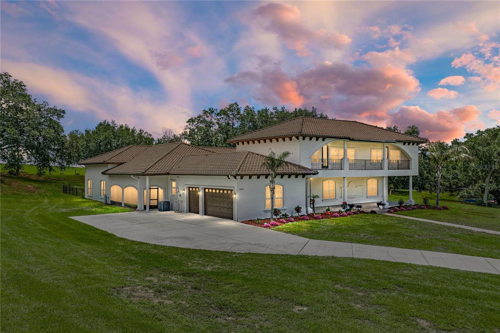 Single Family Residence at 37624 SKY RIDGE CIR, DADE CITY, photo 2 of 89