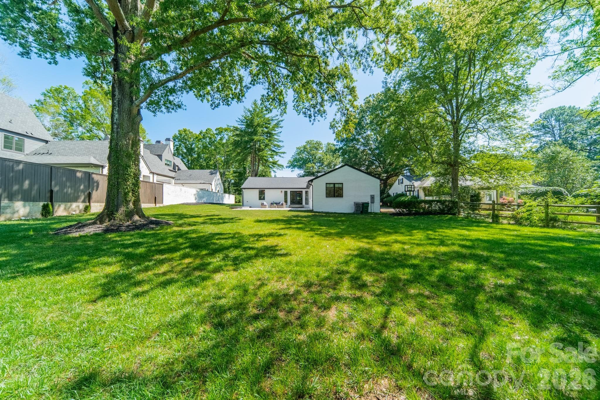 Single Family Residence at Charlotte, photo 4 of 47