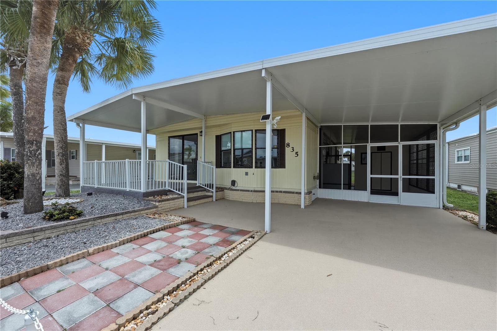 Plenty of parking - 2100 KINGS HWY #835, PORT CHARLOTTE