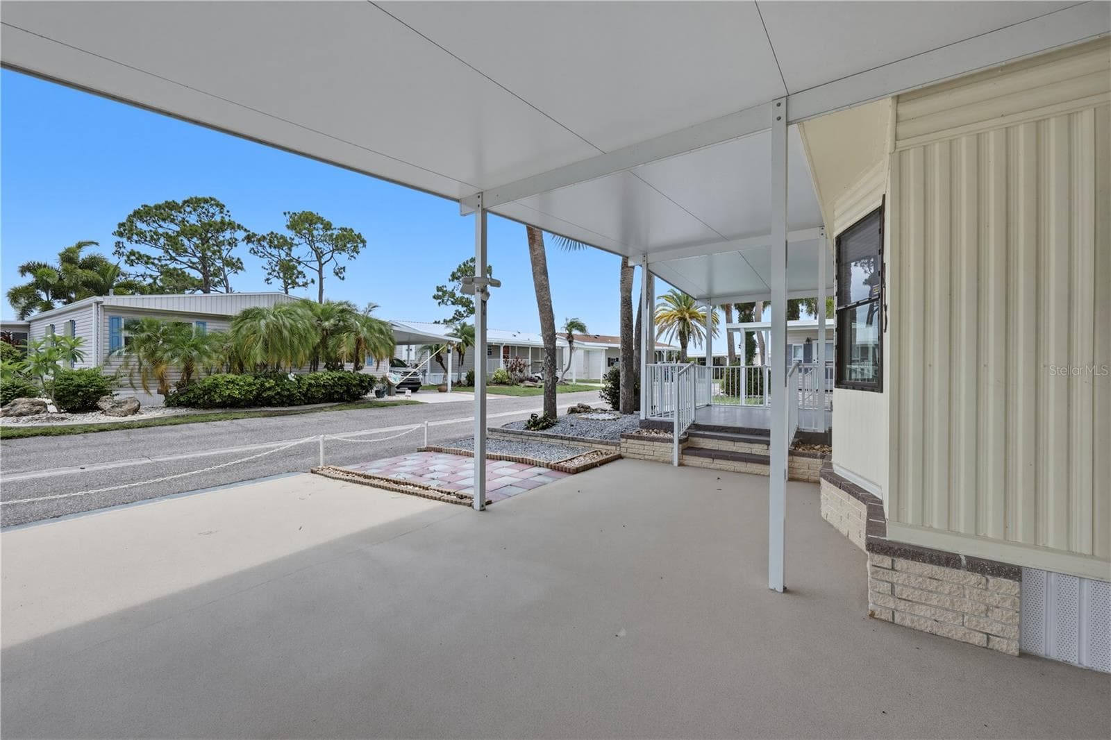 Manufactured Home at 2100 KINGS HWY #835, PORT CHARLOTTE, photo 5 of 81